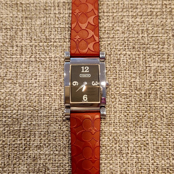 Vintage COACH Wristwatch - Picture 1 of 9